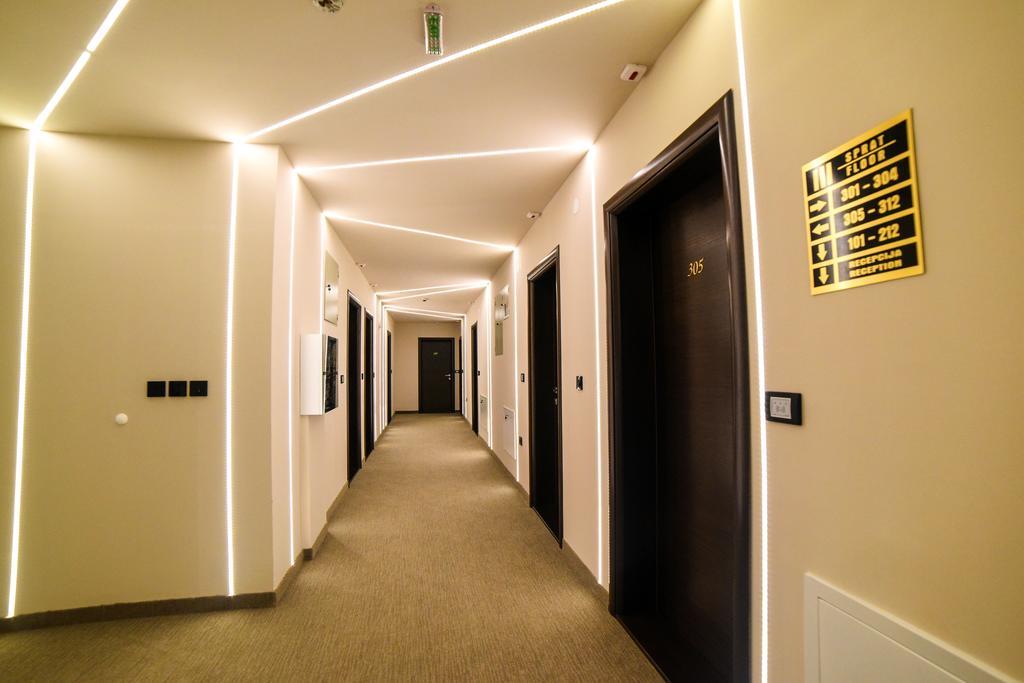Hotel Bavka レスコヴァツ エクステリア 写真