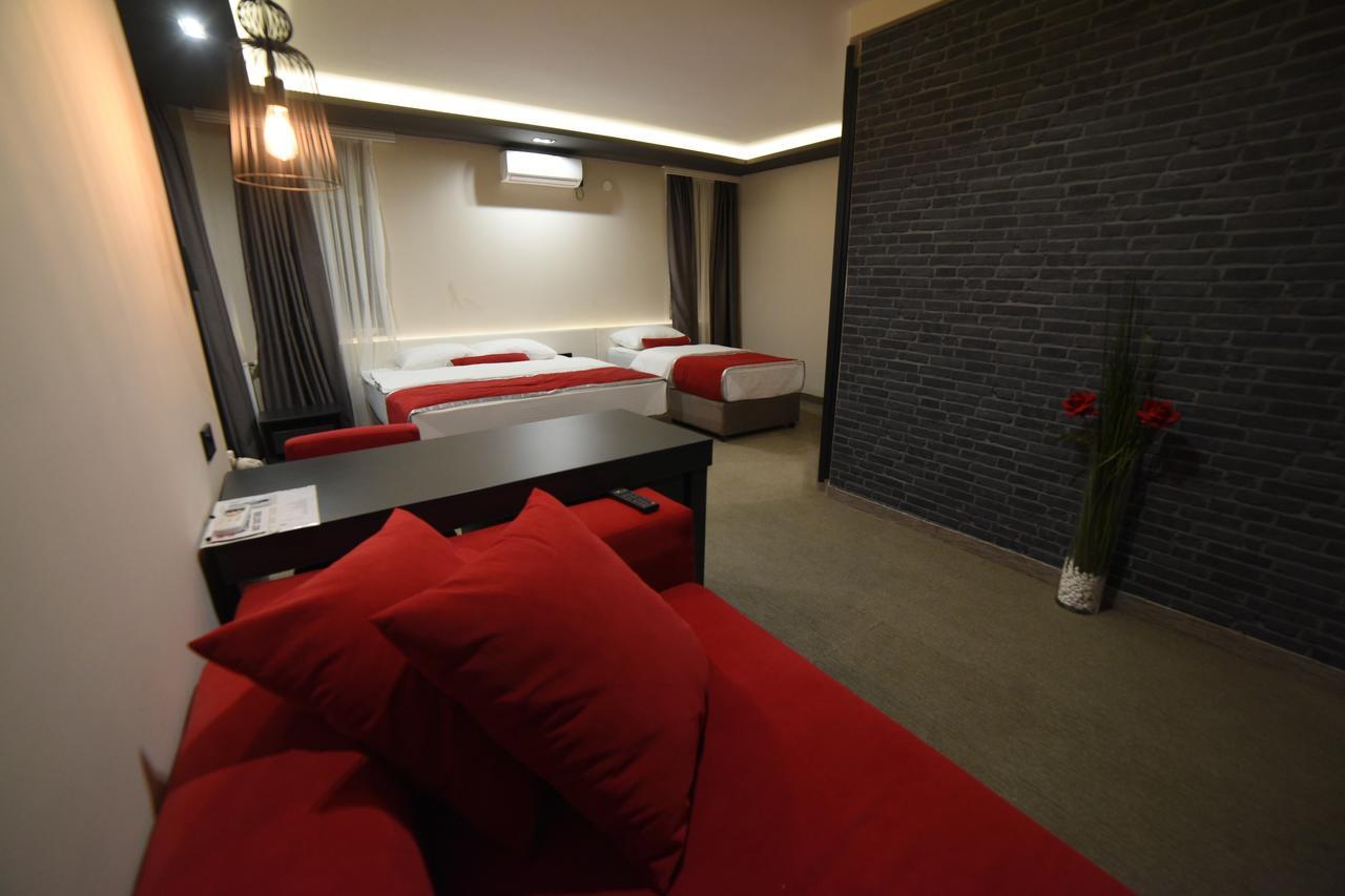 Hotel Bavka レスコヴァツ エクステリア 写真